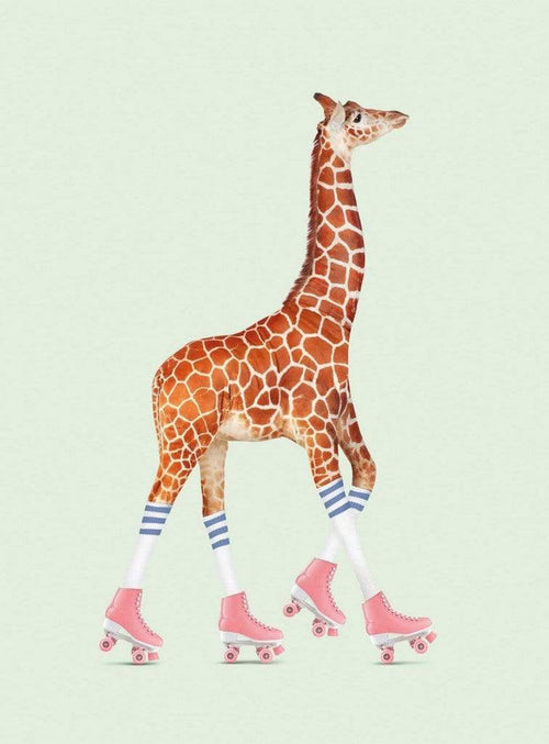 Wizard+Genius Rollerscating Giraffe Vlies Fotobehang 192x260cm 4 banen | Yourdecoration.be