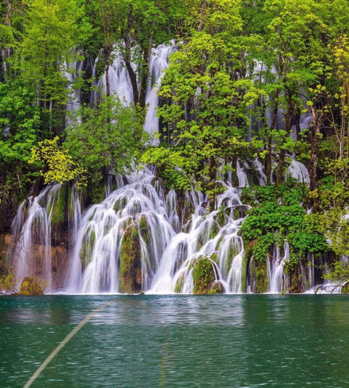 Dimex Plitvice Lakes Fotobehang 225x250cm 3 banen | Yourdecoration.be