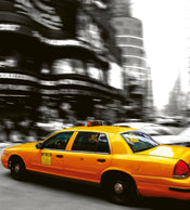 Dimex Taxi Fotobehang 225x250cm 3 banen | Yourdecoration.be