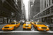 Dimex Yellow Taxi Fotobehang 375x250cm 5 banen | Yourdecoration.be